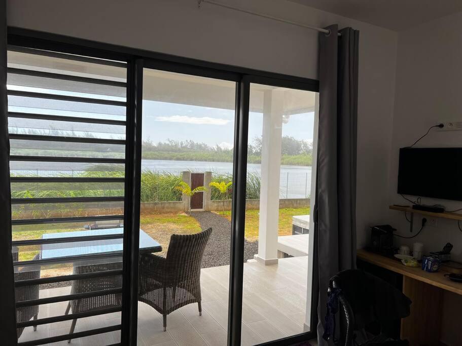 Bungalow Sweet Escape Fare Ngoại thất bức ảnh